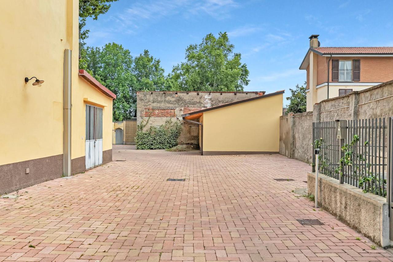 Апартаменты Alessia'S Flat- Naviglio Grande Буччинаско Экстерьер фото