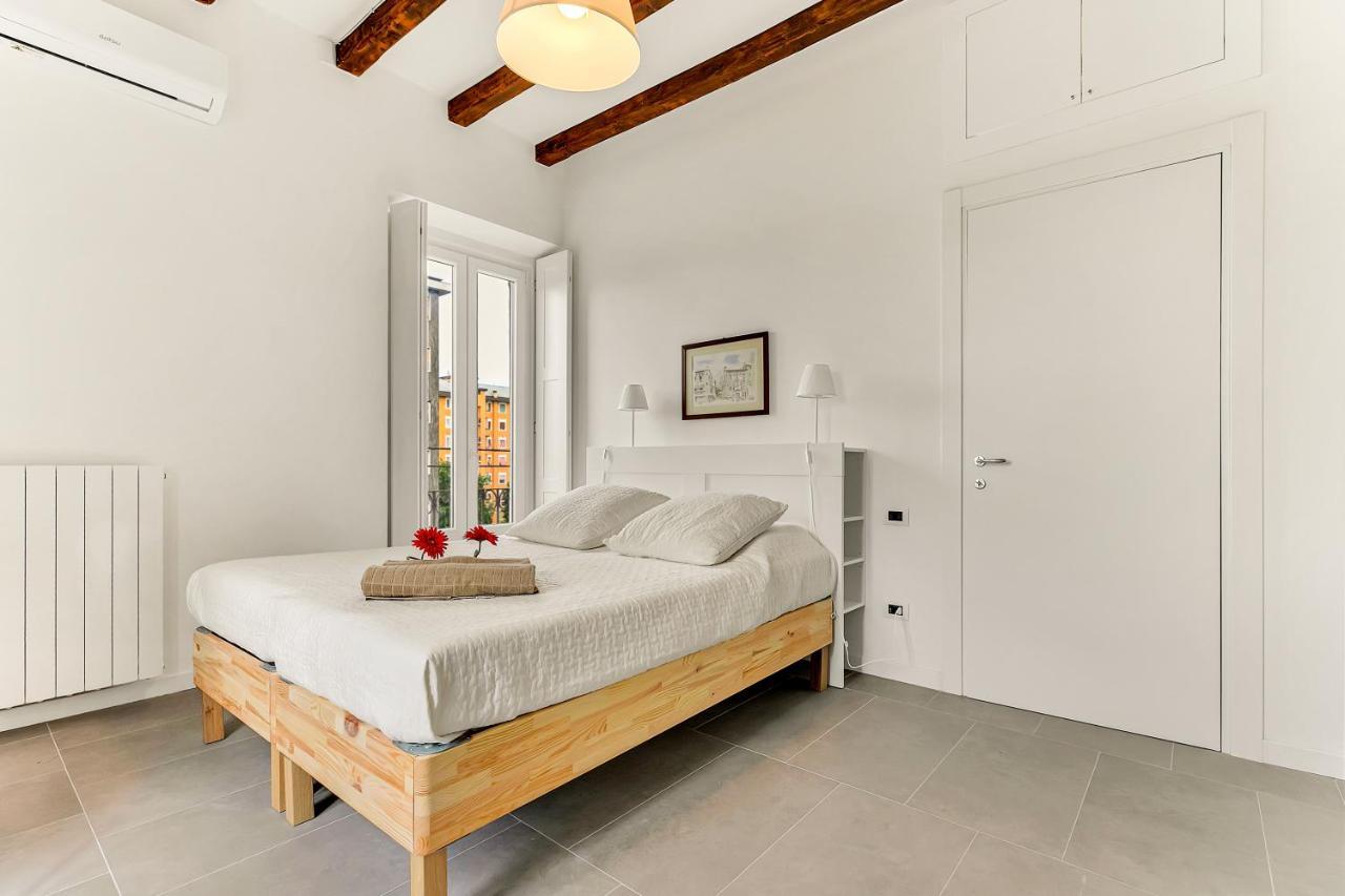Апартаменты Alessia'S Flat- Naviglio Grande Буччинаско Экстерьер фото